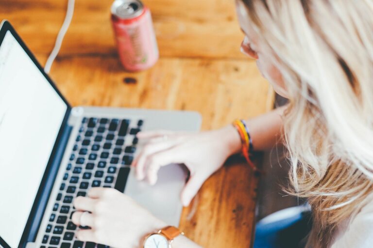 Five ways: how women financial planners can use AI for tough decisions