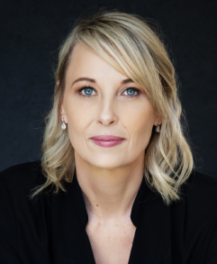Rizanne Oosthuisen-Botha