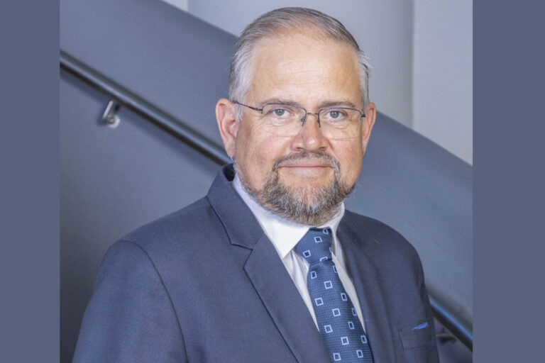Economic resilience despite geopolitical fragility