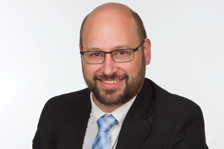 Jean van Biljon CFP® | Financial Planner Profile